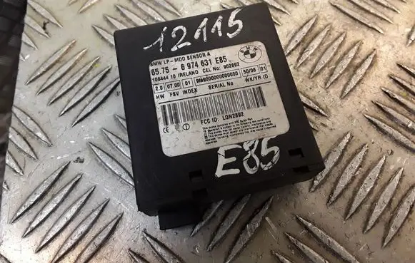 BMW Z4 E85 E86 Alarm control unit/module 6974631