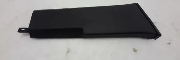 (B) pillar trim (bottom)