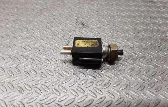 Volkswagen II LT Clutch pedal sensor 0045451814