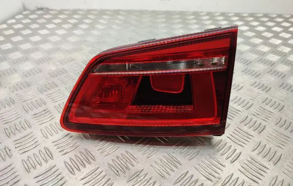 Volkswagen Golf Sportsvan Tailgate rear/tail lights 510945094M