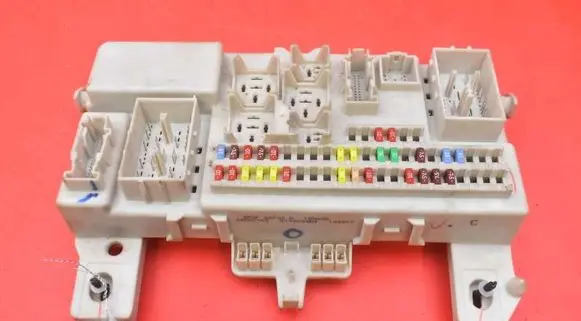 Mazda 3 I Fuse box set BP8F66730H