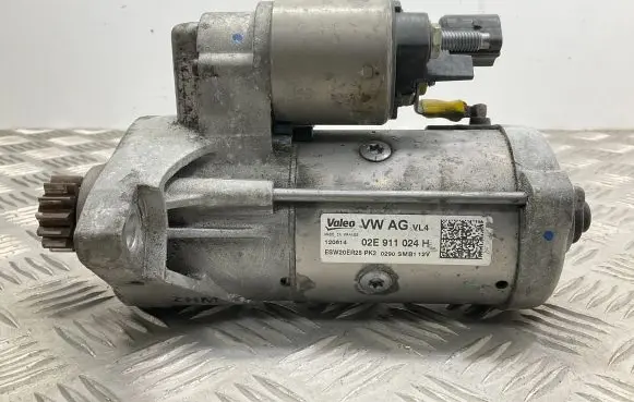 Skoda Superb B6 (3T) Starter motor 02E911024H