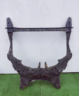 Toyota RAV 4 (XA40) Rear beam 