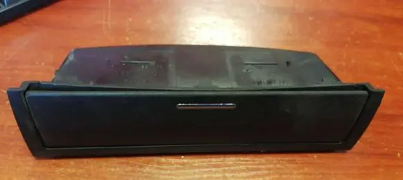 BMW 3 E46 Glove box central console 8196115