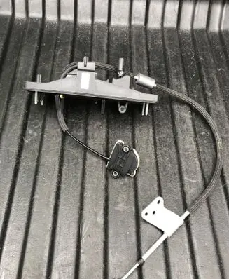 Audi A4 S4 B9 Hand brake release cable 8W0713052L