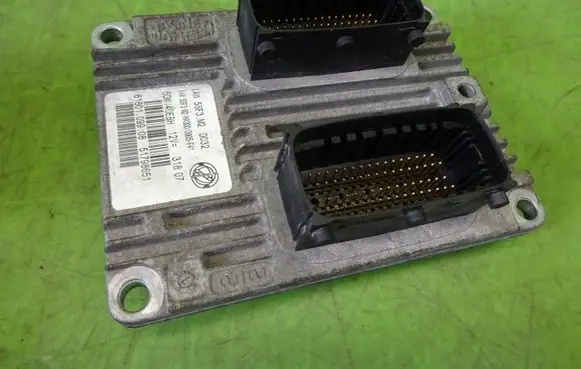 Fiat Grande Punto Engine control unit/module 51798651