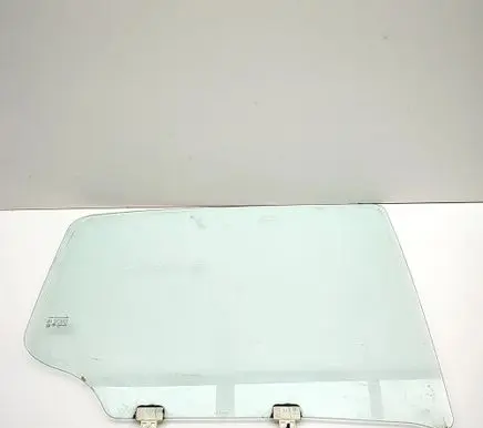 Isuzu D-Max Rear door window glass 8980738451