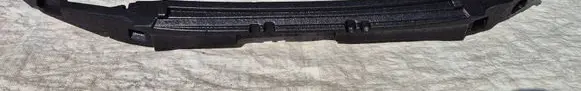 Volvo XC60 Front bumper foam support bar 32345553