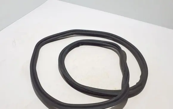 Mercedes-Benz C W206 Trunk rubber seal (body) A2067501300
