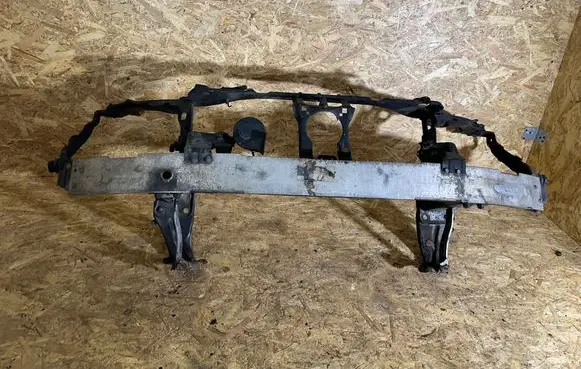 Mercedes-Benz E W211 Radiator support slam panel