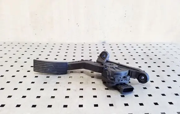KIA Rio Accelerator throttle pedal 327001R