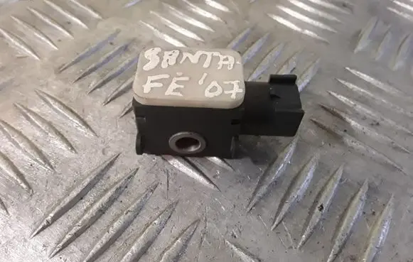 Hyundai Santa Fe Airbag deployment crash/impact sensor 959302B000 SA320080000