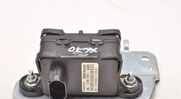 Volvo XC70 ESP (stability system) control unit 30667844AA