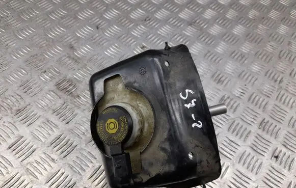 Audi A7 S7 4G Master brake cylinder 8K0611301A 8K0611301