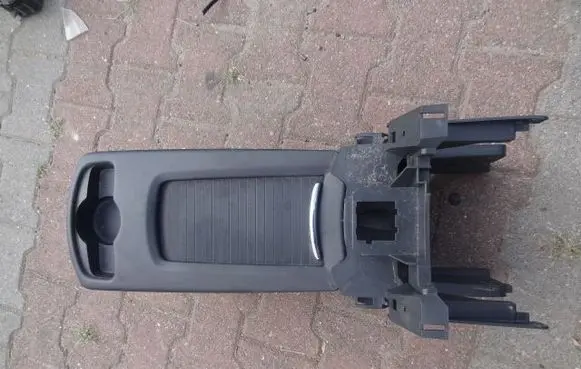 Peugeot 5008 Center console 9670593077