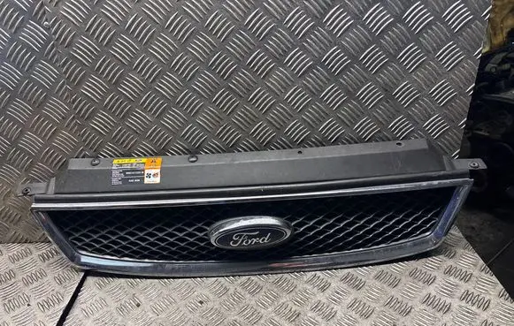 Ford Focus C-MAX Front grill 3M51R8138
