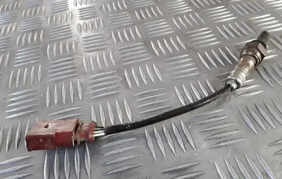 Volkswagen Polo IV 9N3 Lambda probe sensor 03D906265A