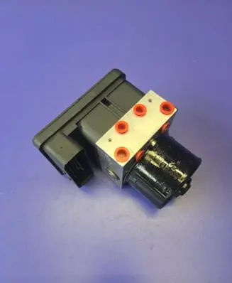 Mazda 2 ABS Pump DP74437A0B 06210218964 00040353102