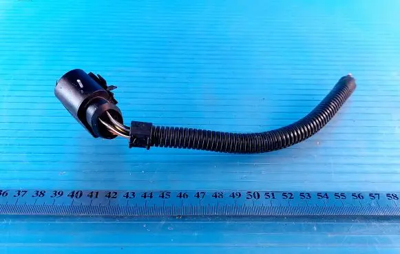 Volkswagen Touran I Headlight/headlamp wiring loom/harness 1J0973735