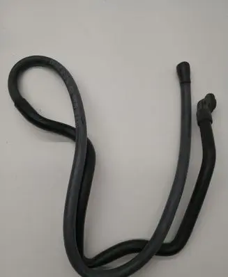 Volkswagen Touareg II Water drain line hose 7P6877201