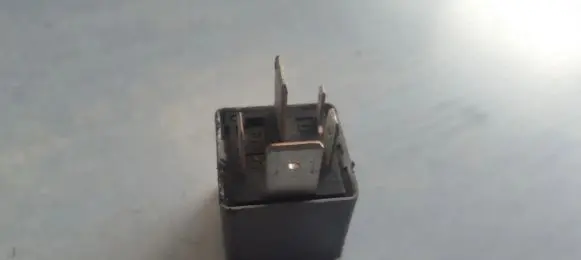 Volkswagen Golf V Other relay 1K0906381 V23134-B52-X426