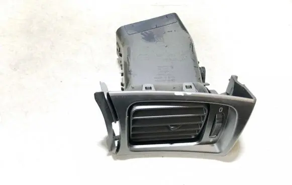 Subaru Impreza III Dash center air vent grill 66110fg000