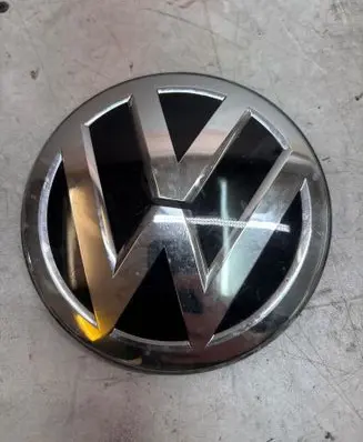 Volkswagen PASSAT B8 Manufacturer badge logo/emblem 3G0853601A