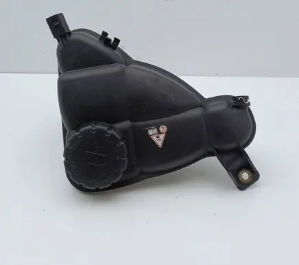 Mercedes-Benz R W251 Coolant expansion tank/reservoir 2515000049