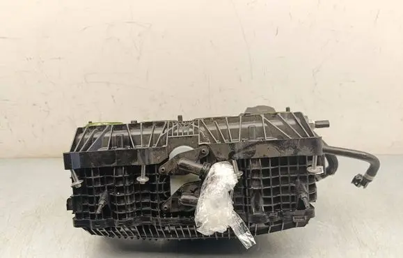 Volvo XC40 Intake manifold 32361916 31459143AC 31459143