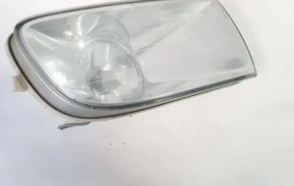 Skoda Octavia Mk2 (1Z) Front fog light 1z0941700 1z0941702