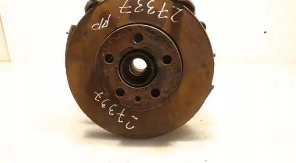 Front wheel hub spindle knuckle