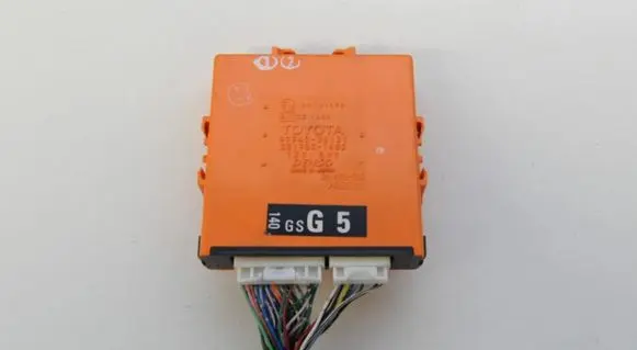 Chevrolet Malibu Light module LCM 8994030121