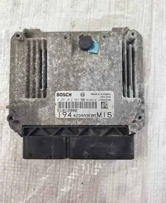 Fiat Croma Engine control unit/module 0281012963