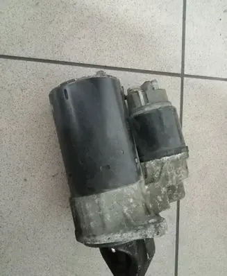 Opel Corsa C Starter motor 0001107404
