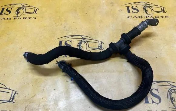 Ford Explorer VI Engine coolant pipe/hose 