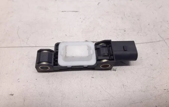 Audi A3 S3 8P Airbag deployment crash/impact sensor 4B0959643E 200315250204