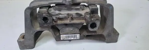 Mercedes-Benz B W246 W242 Engine mount bracket A2462401817 617989800D