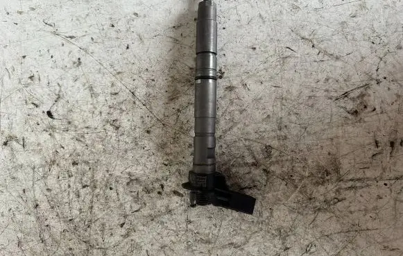 Audi A6 S6 C6 4F Fuel injector 059130277S