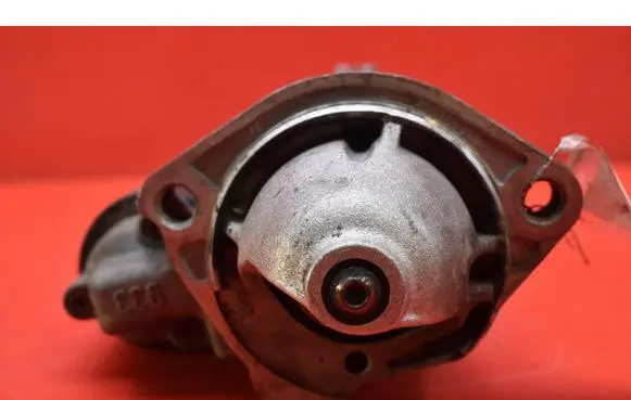 Audi A4 S4 B6 8E 8H Starter motor 06B911023