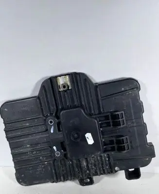 Suzuki Vitara (LY) Battery tray 7252161M10