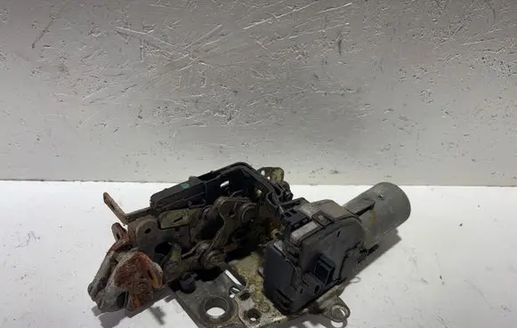Mercedes-Benz E W210 Tailgate/trunk/boot lock/catch/latch 0390201678