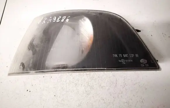 Volvo S40, V40 Front indicator light 30621831 30621833