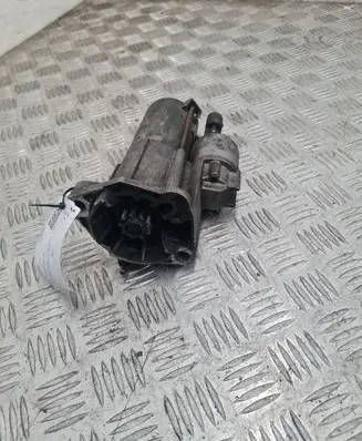 Audi A4 S4 B7 8E 8H Starter motor 06D911023A