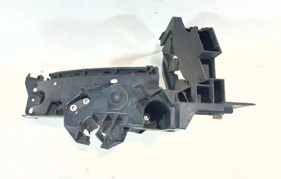 Audi Q5 SQ5 8R Headlight/headlamp mounting bracket 8R0805608