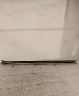 Volkswagen Transporter - Caravelle T5 Sliding door bottom rail 7H3843872AA