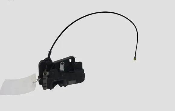 Opel Vivaro Front door lock 8200008248 91166227
