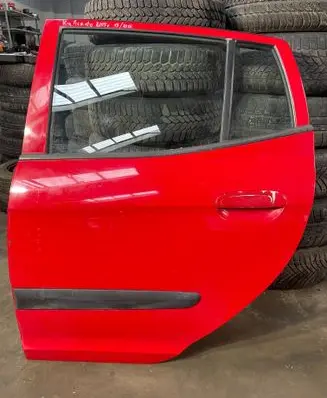 KIA Picanto Rear door 