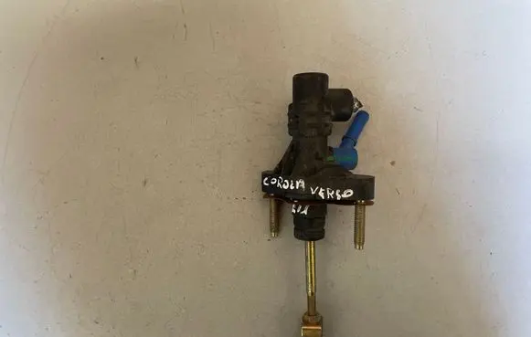 Clutch slave cylinder