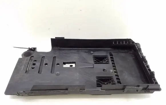 Battery tray
