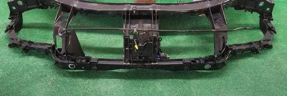 Ford Mondeo MK IV Radiator support slam panel 